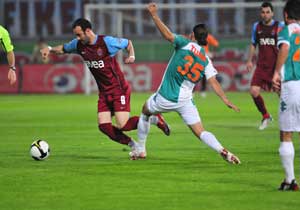 Gökhan Ünal doksanda taktı