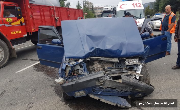 Trabzon'da kaza ucuz atlatıldı: 3 yaralı