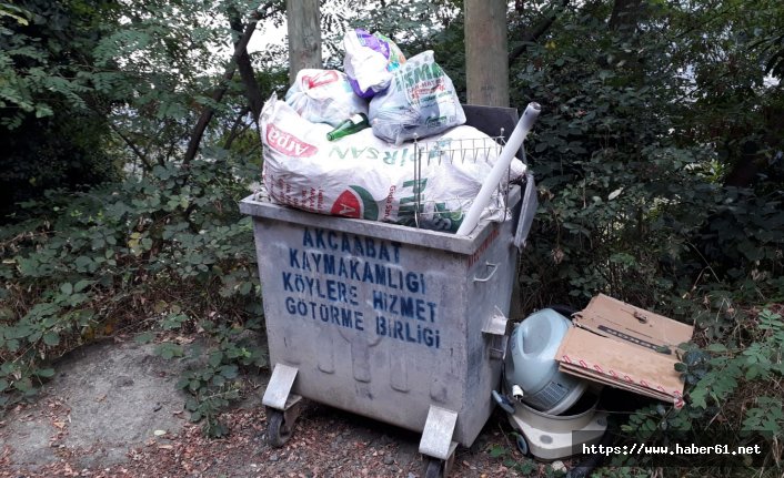Akçaabat'ta çöp isyanı! 2 haftadır...
