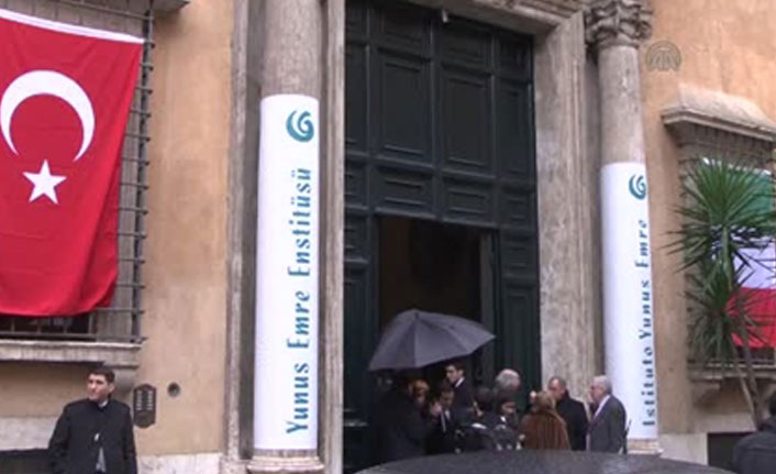 Roma'da konferans düzenlendi.