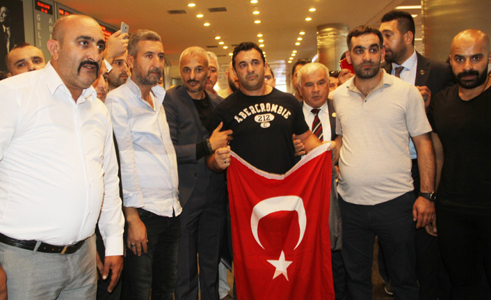 Narin, Türkiye'ye döndü