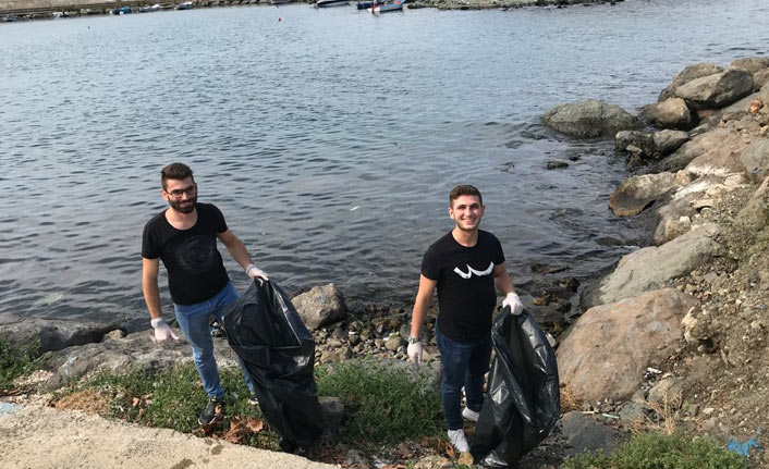 Gençler Ganita'yı tertemiz yaptı