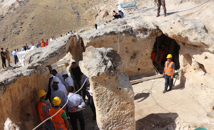 Batman'da mağaradan apart otel