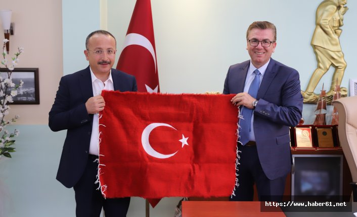 Siirt Valisi Trabzon'da baba ocağında