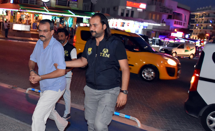 İhraç edilen öğretmen kaçarken tutuklandı