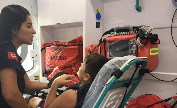 "Ne olur annemi bekleyelim"