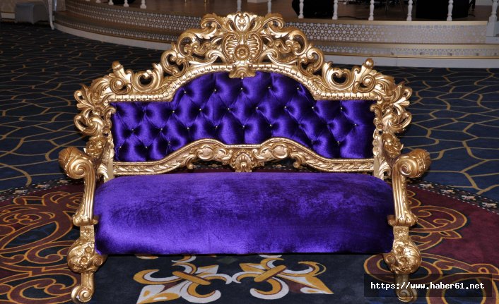 Bülent Ersoy için 35 bin TL'ye taht yaptırdı