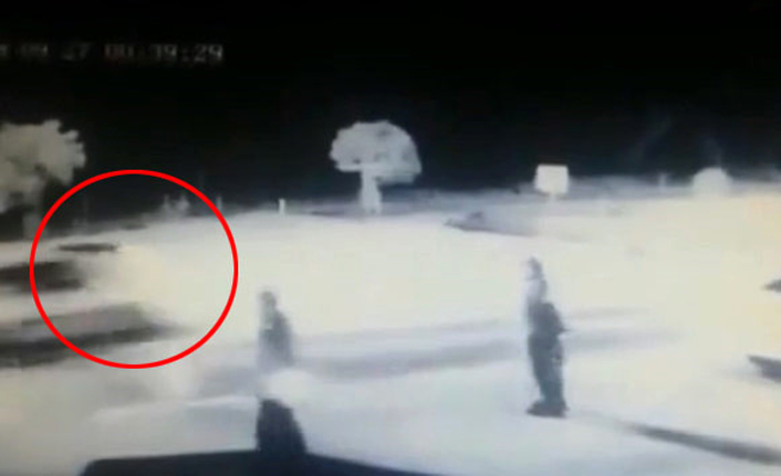 Alkollü sürücü polise çarptı