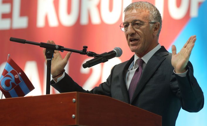 Ahmet Ağaoğlu: "İleriye doğru baktığımızda, tüm enginliği ile gözü kara bir deniz göreceğiz”