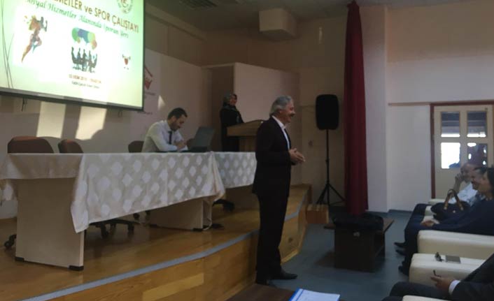 Trabzon'da spor çalıştayı