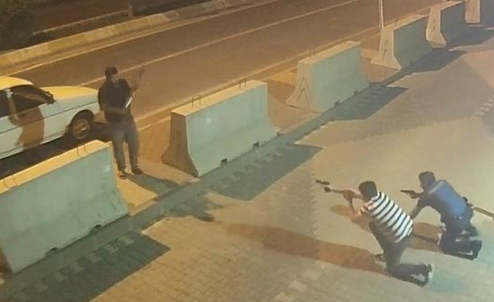 Polis merkezi önünde çatışma çıktı