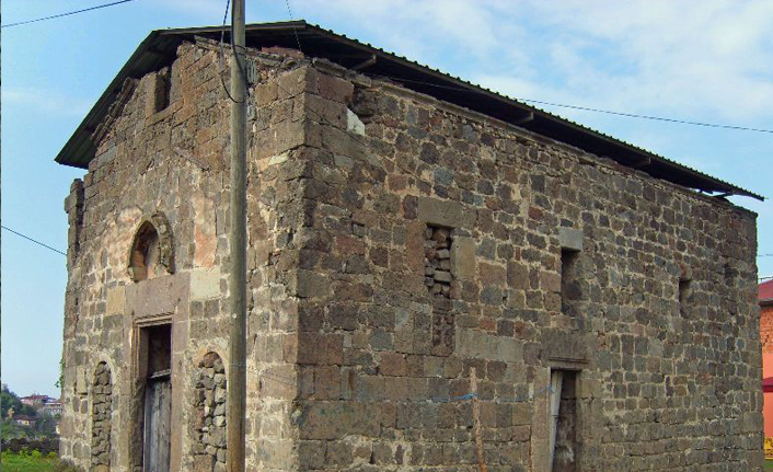 Trabzon'da Kaymaklı Manastırı yok olmaya yüz tuttu!