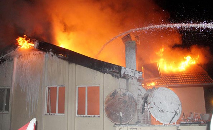 4 ev kullanılmaz hale geldi