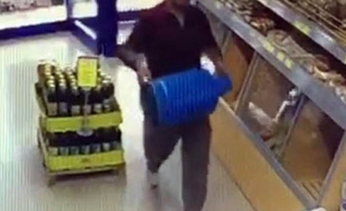 Mutfak tüpüyle marketi bastı