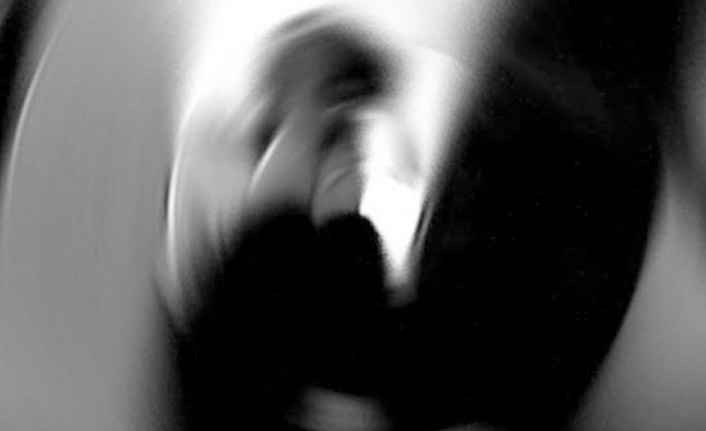 Genç kadını kaçırıp tecavüz ettiler