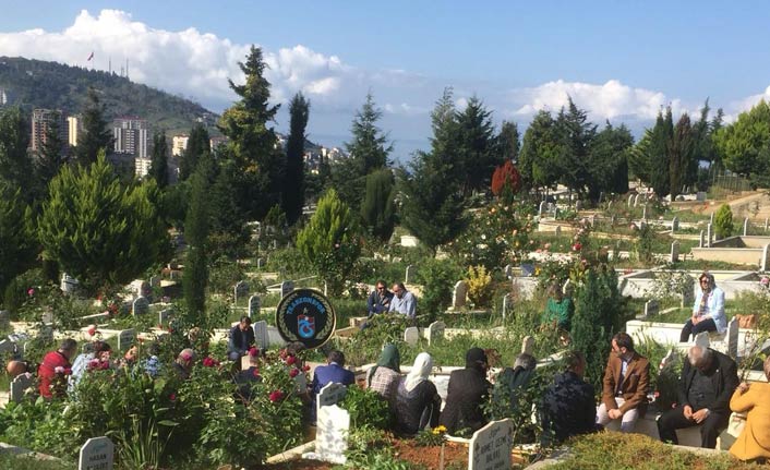 Gazeteci Turgay Murtezaoğlu anıldı