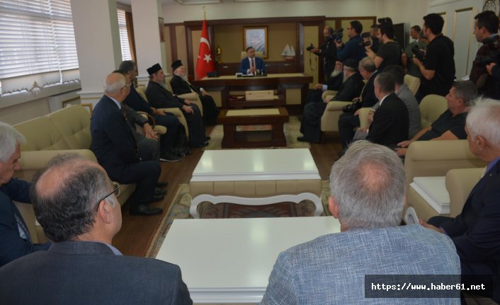 Bartholomeos Valiyi ziyaret etti