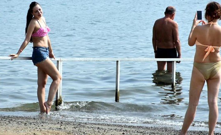 Marmarisliler denize akın etti