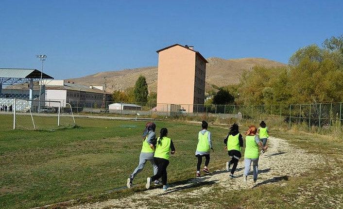 40 kadın korucu olmak için ter döküyor