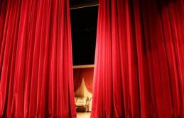 TDT’den sezon oyunu: “İkinci El Cinayet” sahnede.