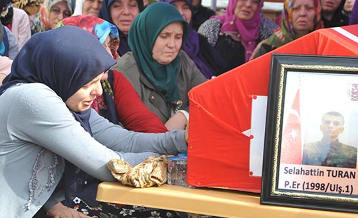 Kazada ölen asker son yolculuğuna uğurlandı