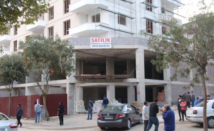 Elazığ’da 11’inci kattan düşen işçi hayatını kaybetti