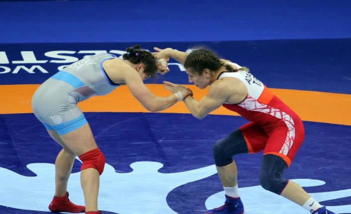 Yasemin Adar, Dünya ikincisi oldu