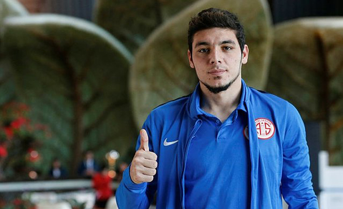 Eski Trabzonsporlu'dan E-Spor atağı!