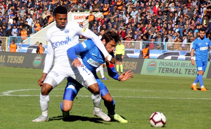 Kasımpaşa Erzurum'da takıldı