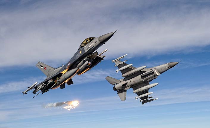 Kuzey Irak'a hava harekatı - 14 terörist...