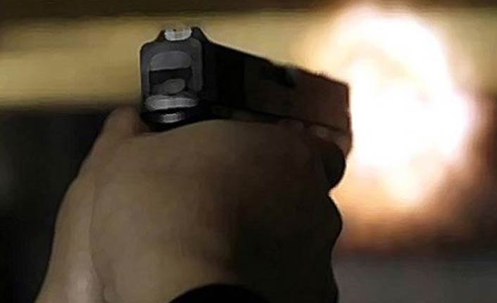 Srilanka Petrol Bakanı silahlı saldırıdan gözaltında