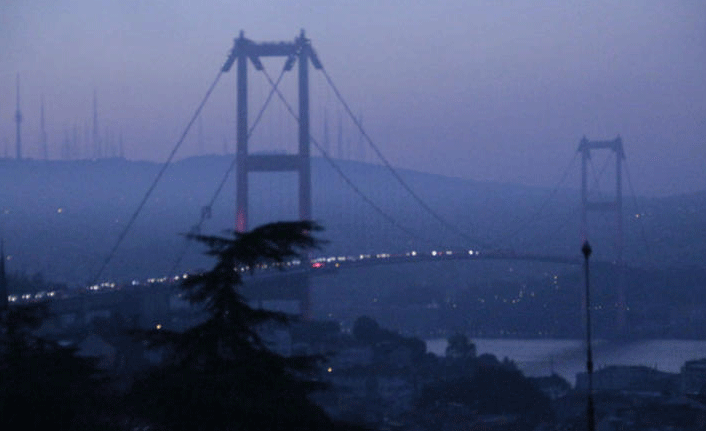 İstanbul'da sis etkili oldu