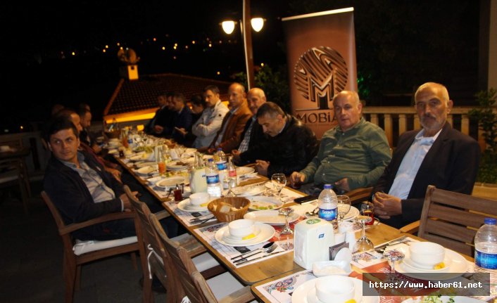 Trabzon'da mobilyacı iş adamları yemekte buluştu 