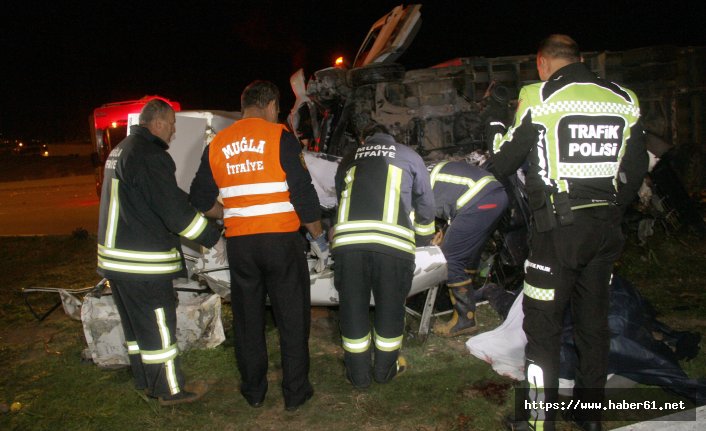  Fethiye'de feci kaza; 2 ölü, 1 yaralı 