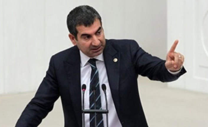 Eski CHP'li vekil eşi tarafından bıçaklandı! Yıldıray Sapan kimdir?