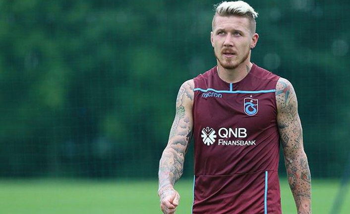 Kendine kulüp bul Kucka!