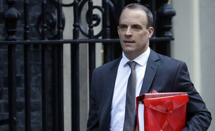 İngiltere'de Brexit krizi: Bakan istifa etti!