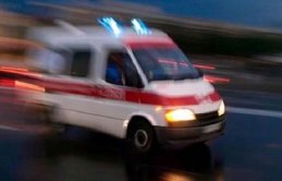 Kamyon kasası üzerine devrilen işçi öldü