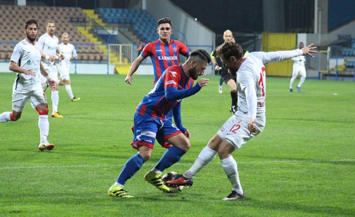 Balıkesir Karabükspor'u geçti