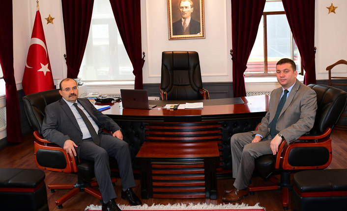 Vali Ustaoğlu'ndan Kaymakam'a ziyaret