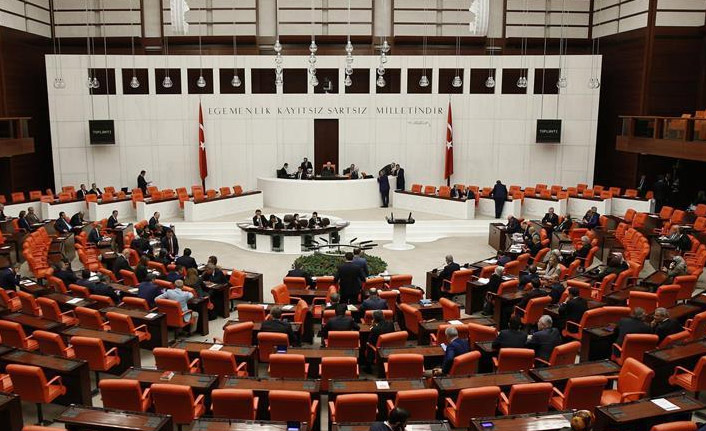 Bu dönemin ilk dokunulmazlık dosyaları Mecliste