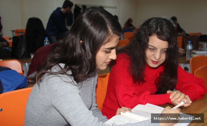 Nazlı, hayali olan üniversitede