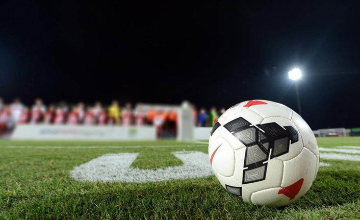 14 haftada 9 hocayla yollar ayrıldı