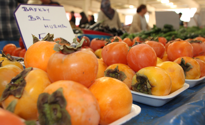 Trabzon Hurması yoğun ilgi görüyor