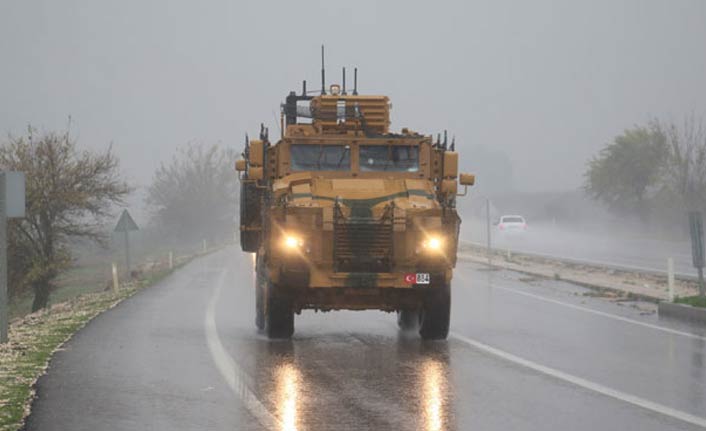 TSK’dan Suriye Sınırına Takviye: Askeri Konvoy Hatay’dan Geçti