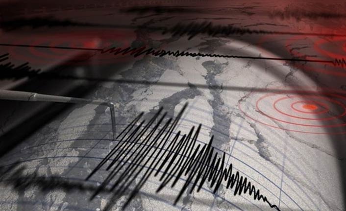 Ege Denizi’nde 4,2 büyüklüğünde deprem paniğe yol açtı