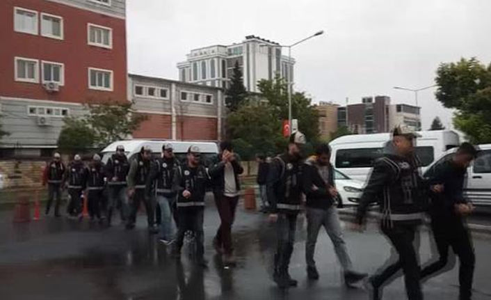 Sahte evrak düzenleyip sınava girmeye çalıştılar