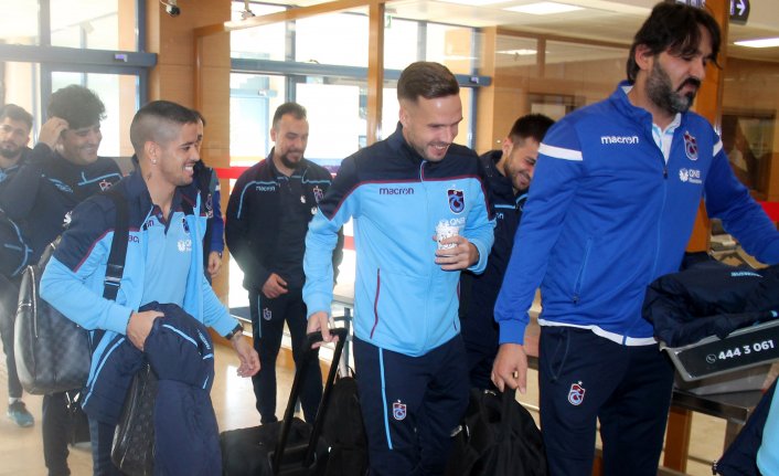 Trabzonspor İstanbul'a uçtu