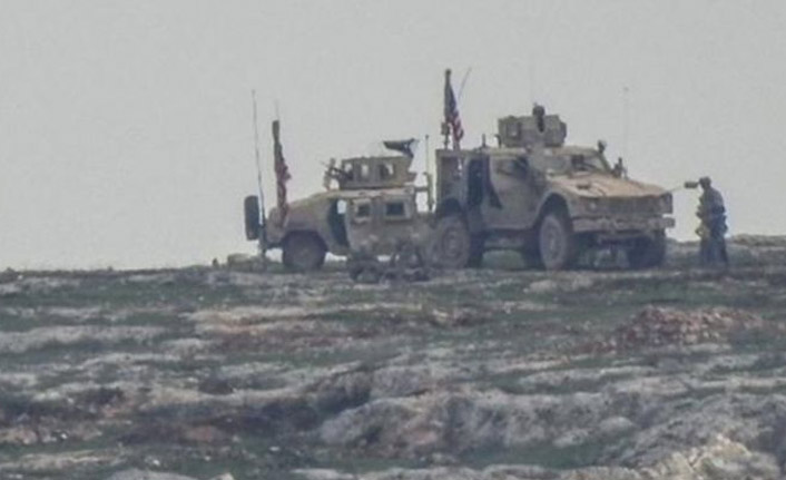 ABD askerleri nöbet tuttu, YPG'liler hendek kazdı!