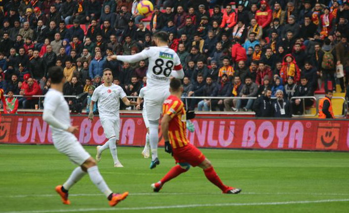 Kayserispor evinde galip!